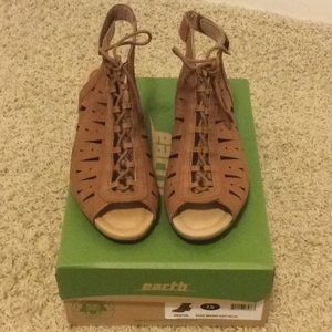 Earth Lace up open back shootie sandal